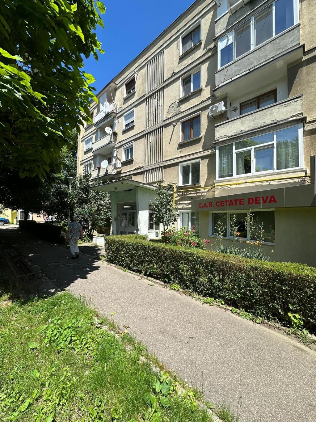 Апартаменты Apartament Central Дева Экстерьер фото