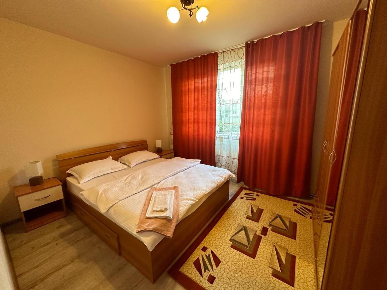 Апартаменты Apartament Central Дева Экстерьер фото