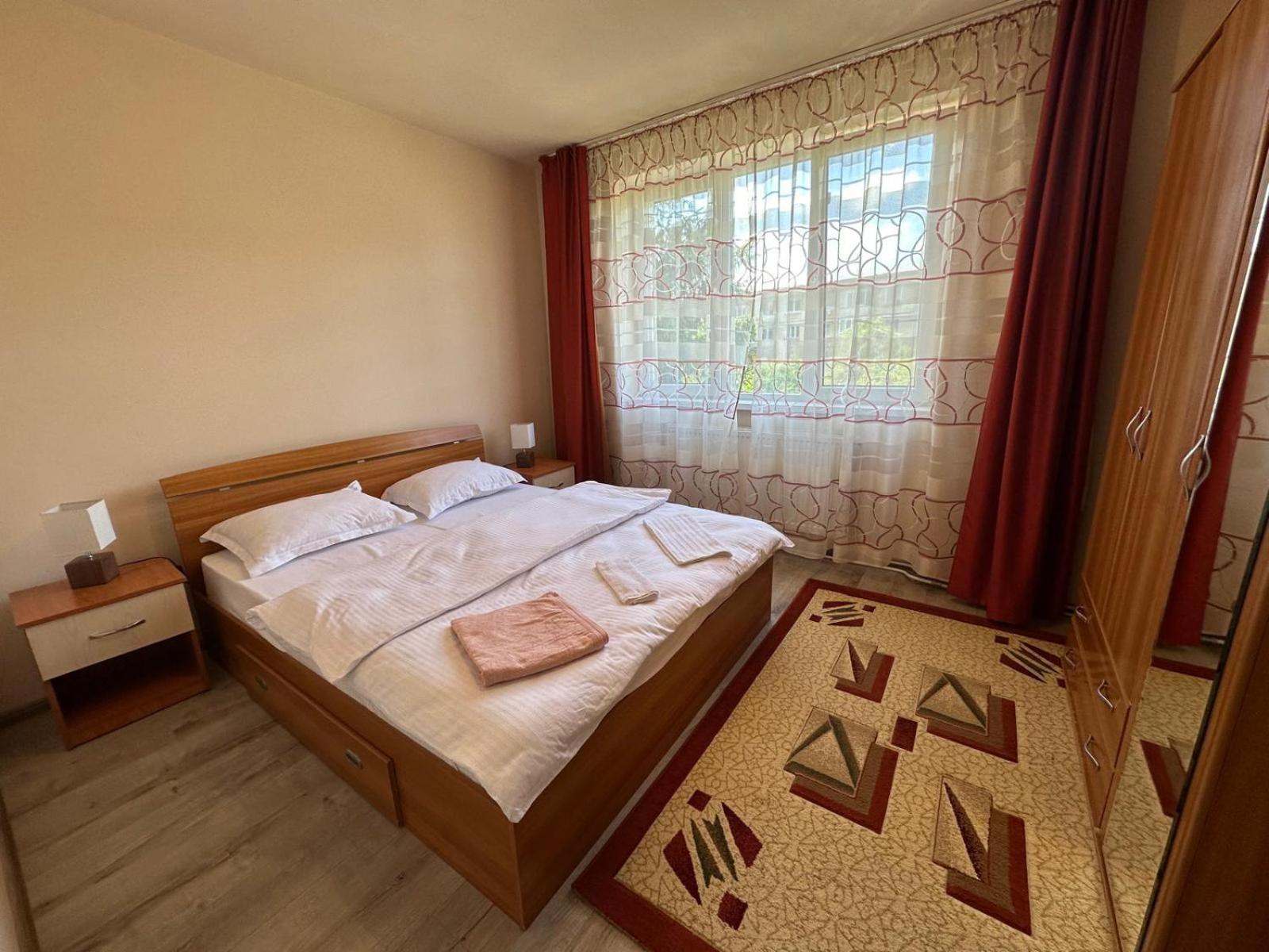 Апартаменты Apartament Central Дева Экстерьер фото