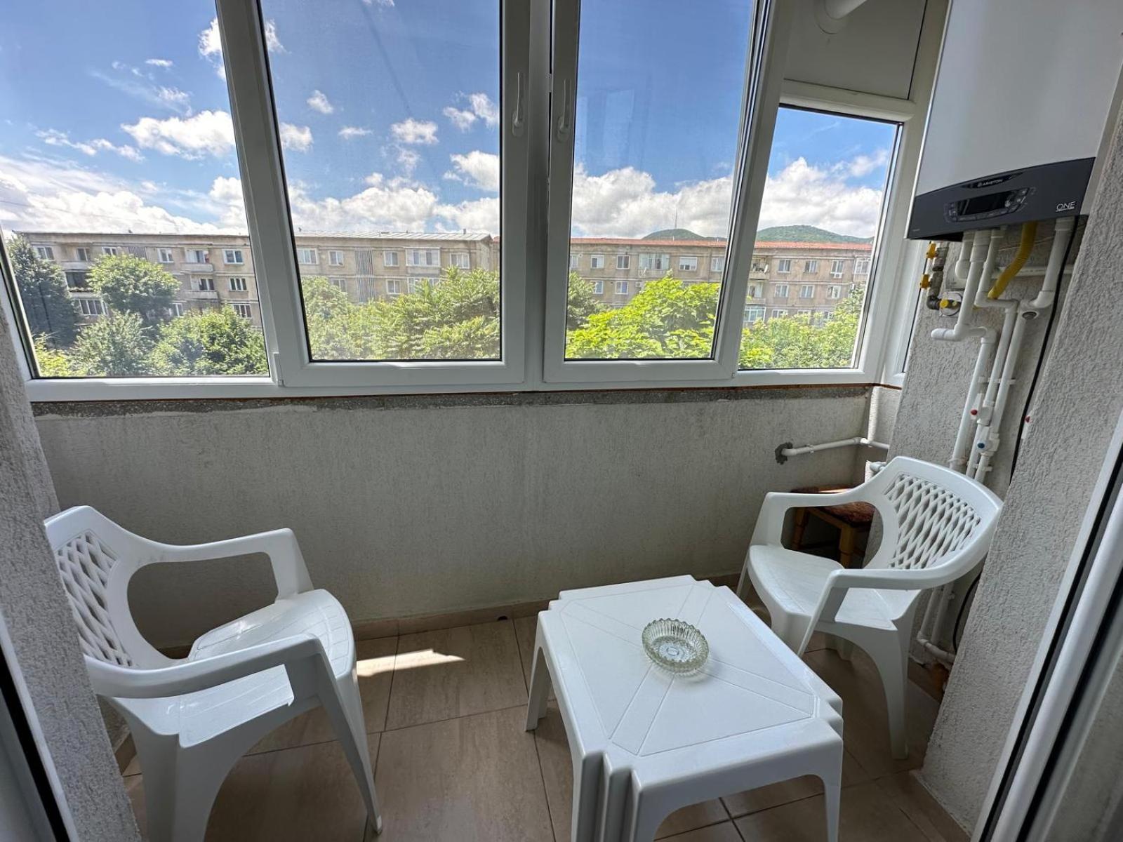 Апартаменты Apartament Central Дева Экстерьер фото